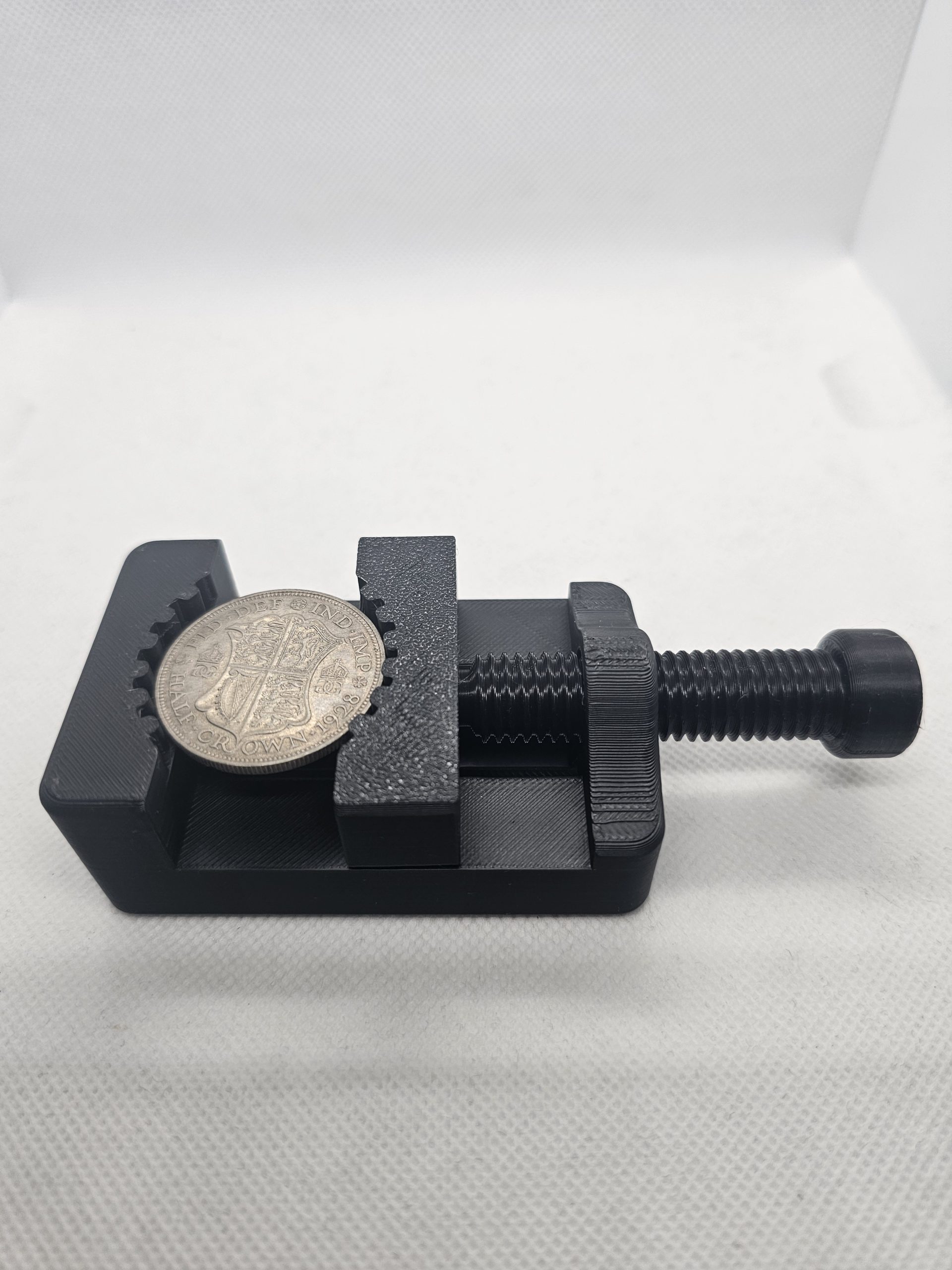 Plastic Coin Cleaning Vice Clamp | Non-Marking Coin Holder - Image 6